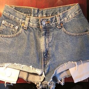 Levi Cutoff Shorts